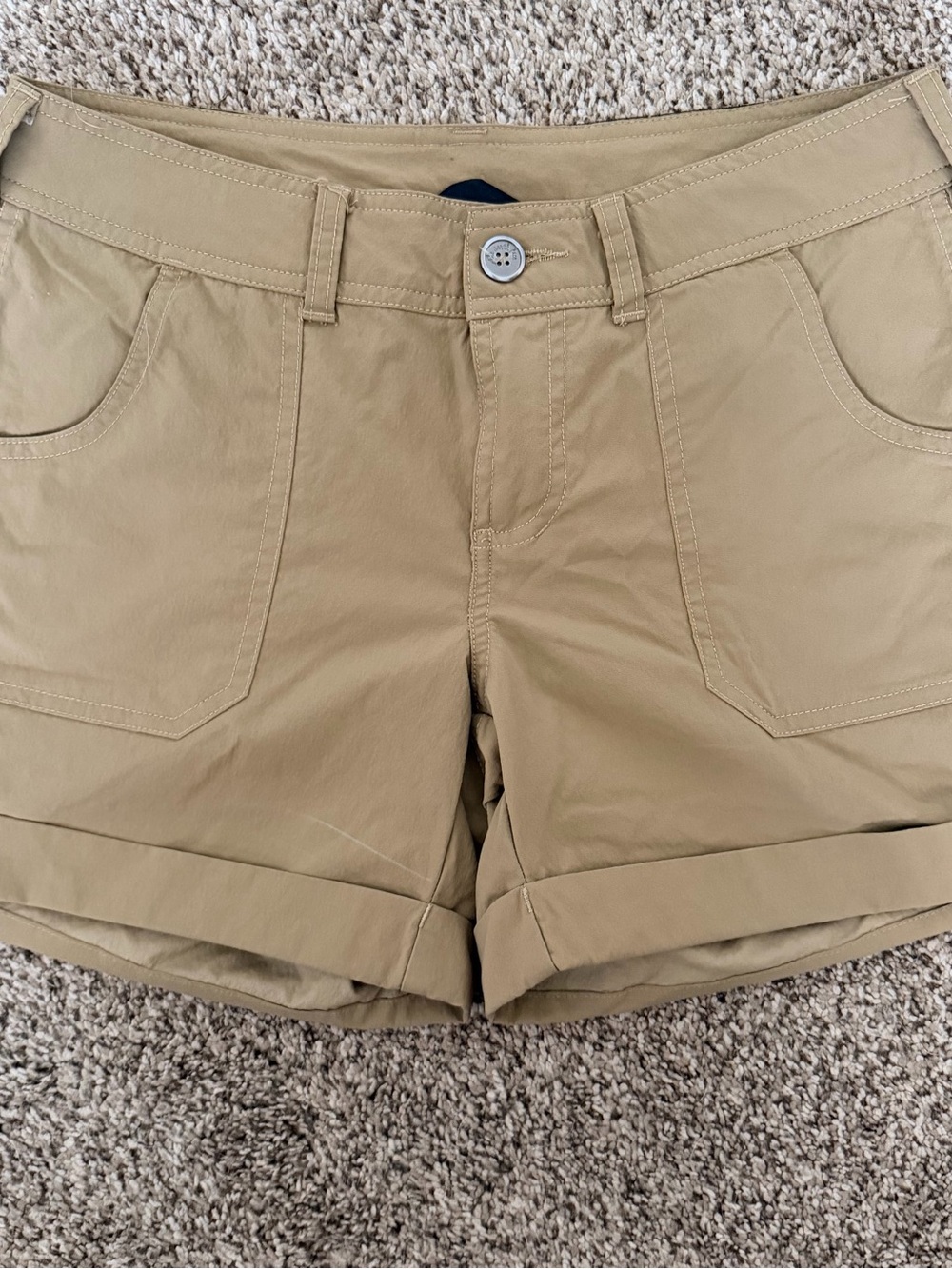 The North Face Women's Hiking Beige Chino Shorts Sz 2 Regular Inseam 4" Pockets